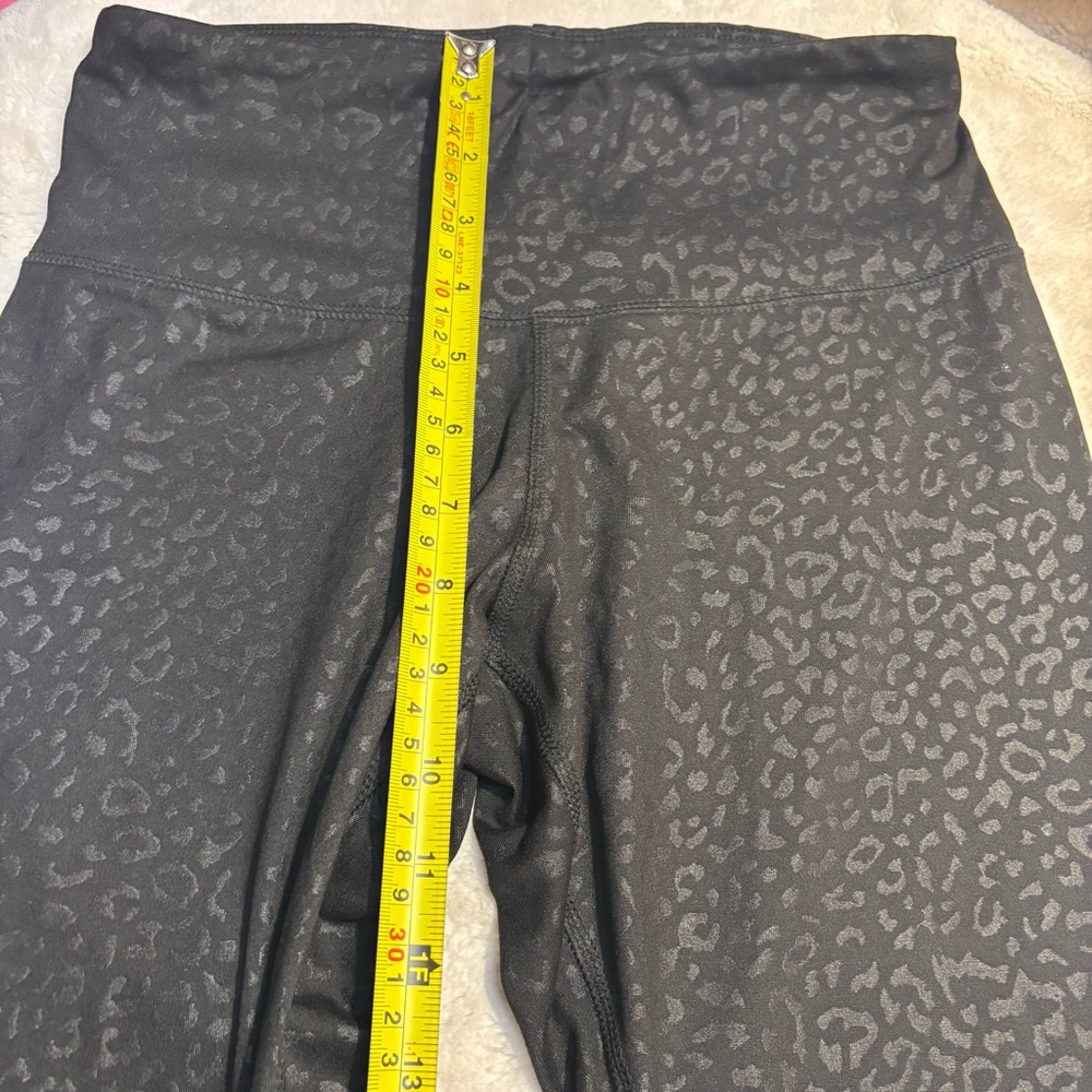Half Moon Capri Leggings Small Black Shiny Leopard Print Strappy Cutout Design - Picture 13 of 14